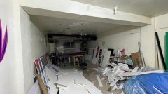 C10872位于昌吉中山路附近精装修旺铺出售