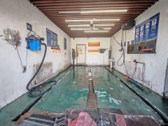 C10874八钢大型小区180平自助洗车店转让