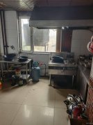 C10884位于五彩湾国泰新华服务区临街餐饮店转让