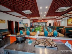 C10888呼图壁西市南路四季花城附近225平餐厅转让