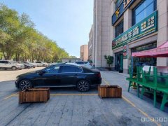 C10888呼图壁西市南路四季花城附近225平餐厅转让