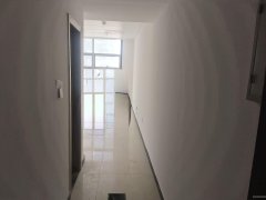 C10897位于昌吉市融投小镇援疆干部楼东侧门面出租