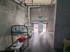 C10910长沙路都市洞庭37平商店转让