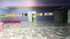 C10924位于昌吉市健康东路海棠天街附近一家培训机构转让