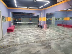 C10924位于昌吉市健康东路海棠天街附近一家培训机构转让