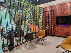 C10948长沙路绿苑雅筑214平烟酒店转让