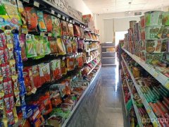 C10951位于阜康市阜港绿苑小区门口超市转让