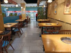 C10952位于五家渠市经营中餐饮旺铺低价转让