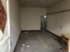 C10956商铺出租 昌吉市青年北路龙源超市旁