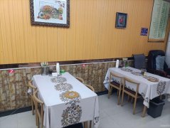 C10960位于昌吉市建设路仁和家园附近临街餐饮店转让
