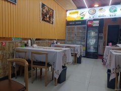 C10960位于昌吉市建设路仁和家园附近临街餐饮店转让