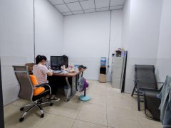 C10966德汇万达80平快递驿站转让