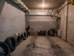 C10983阜康公园6号27平商铺出售