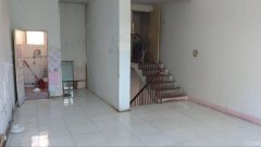 C10993出租延安南路石油小区公交车站旁临街三位一体旺铺