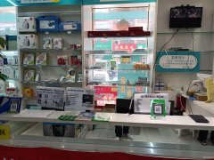 C10995位于昌吉市延安南路光明巷市场附近临街药店转让