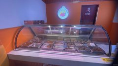 C11006位于昌吉中山北路宏鑫家园卤制品店空转3.5万