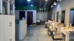 C11009位于乌伊西路营业中美发店转让