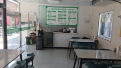 C11010昌吉友好商场旁花碧玉巴扎全新装修快餐米粉店转让