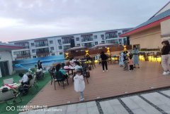 C11017位于广场北门商铺低价转让（招合作伙伴，可分期）