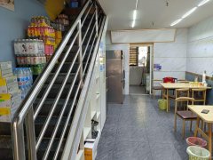 C11018位于昌吉市中山路天河婚恋广场内店面转让