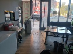 （成功案例）C11023位于昌吉中山路枫叶广场旺铺出租