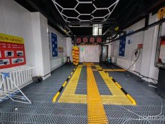 C11027会展北路中南铂悦府110平自动洗车店转让