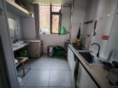 C11037仓房沟蓝天芳草地B区33平餐厅转让