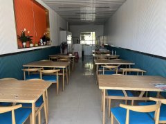 C11056位于吉木萨尔北地佳苑南门东侧餐饮店转让