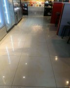 C11061位于昌吉大学内经营中火锅店转让