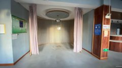 C11062位于奇台县煤电煤化小区临街二楼商铺出租