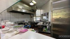 （成功案例）C11065位于五家渠新华东街贝鸟逸轩小区门口餐