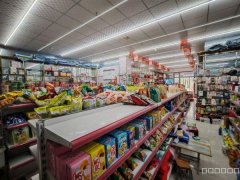 C11069金阳卫星花园附近144平超市转让