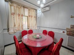 C11078碱泉街翠泉路75平餐厅转让