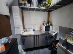 C11083壹兴坊130平酒吧转让