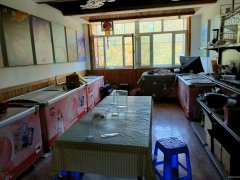 C11094位于昌吉市中山路金城维也纳临街商铺出租