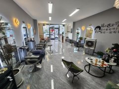 C11106美林花园80平美发美甲店转让