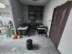 C11106美林花园80平美发美甲店转让