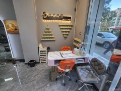 C11106美林花园80平美发美甲店转让