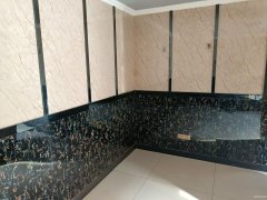 C11108位于昌吉市北京南路北京丽苑小区内门面出租