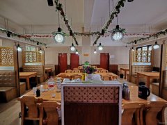 C11103公园北街181平餐厅出租