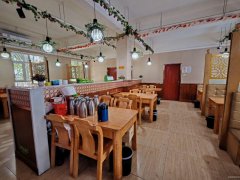 C11103公园北街181平餐厅出租