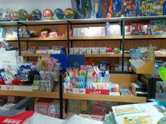 C11119位于昌吉市延安南路州五小附近临街文体文具店转让