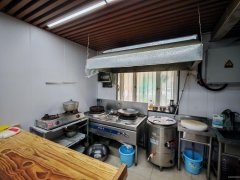 C11123四季风情园50平餐厅转让