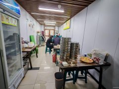 C11123四季风情园50平餐厅转让