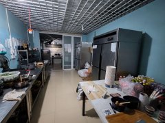 C11137长青四队70平餐厅转让