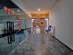 C11146新疆财富中心150平美容会所转让