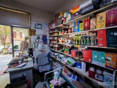 C11158兴成花园33平五金店转让