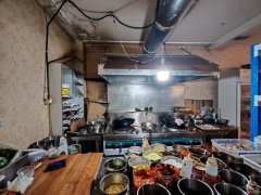 C11164米东区老爱家74平外卖店转让