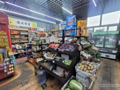 C11165大白山街天麓花园小区大门口第一家果蔬店转让