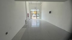 C11169位于昌吉南公园西路附近旺铺出租